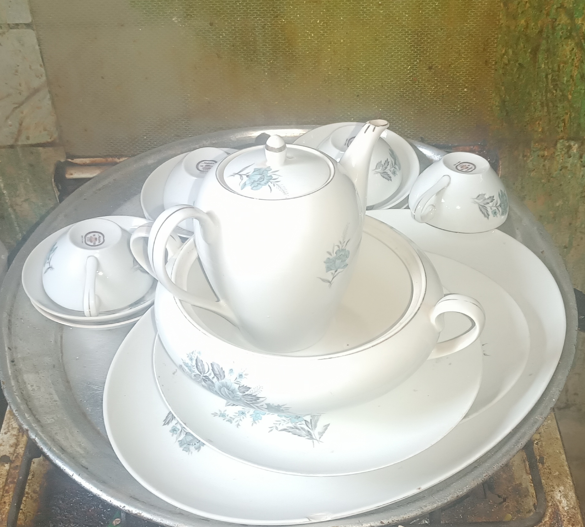 طقم بورسلين ياباني من ماركة Hotoku Fine China – Made in Japan