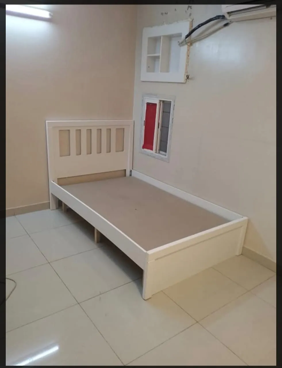 مراتب بوكيت ومراتب فندقيه مريحه مديل جديد ويوجد