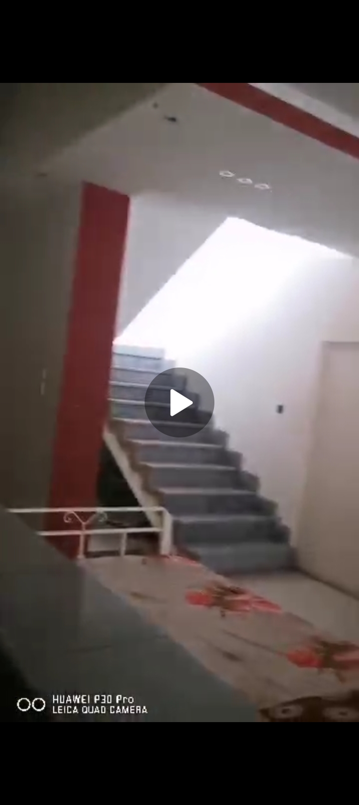 للبيع لودبيرنق في الأزهري مربع 3 مساحة 250متر 3 غرف و3حمامات وهول كبير ومطبخ مشطب جميل جدا