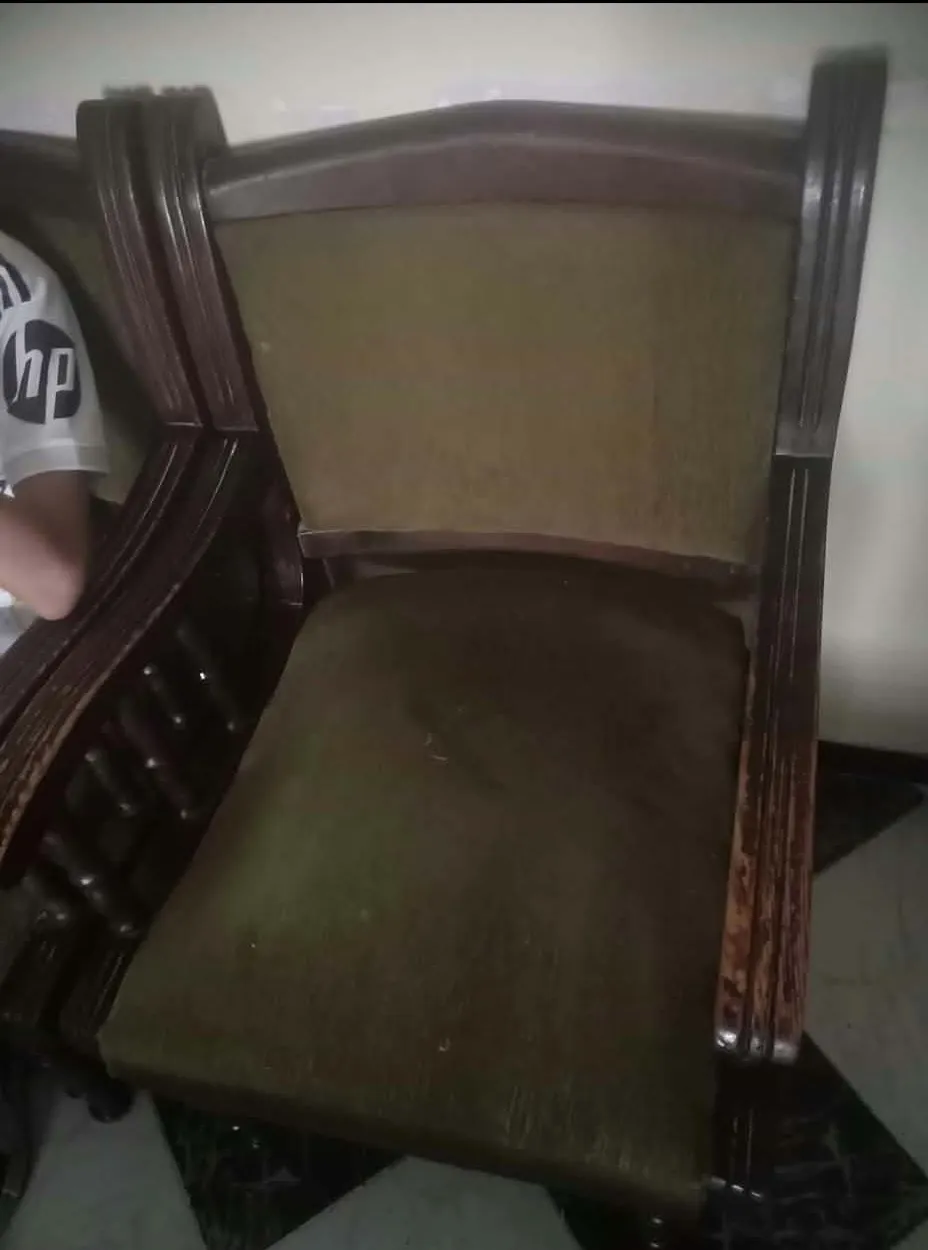 صالون سبعة اماكن