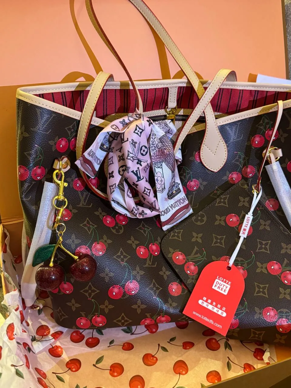 عرض شنطة Louis Vuitton