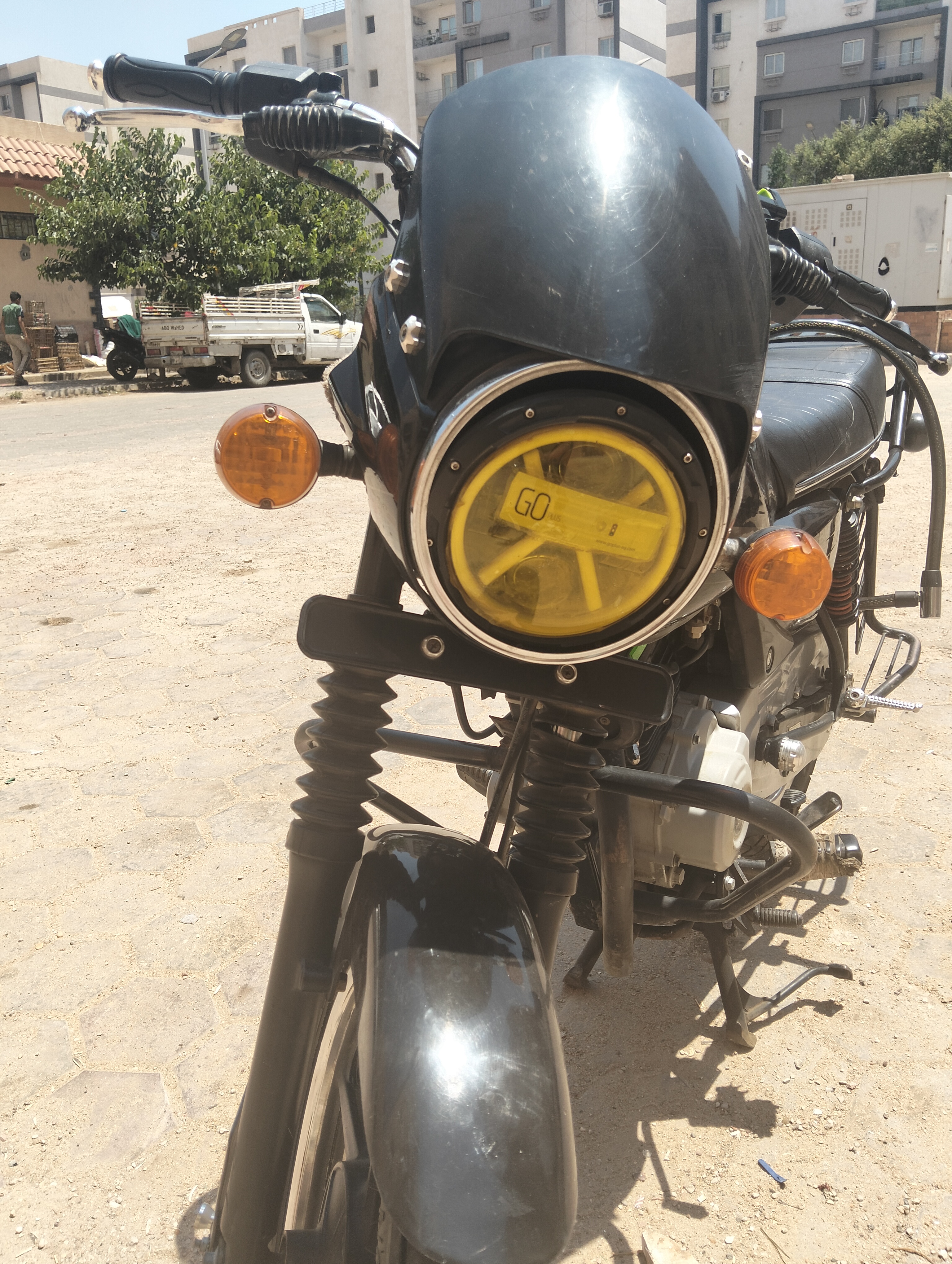 🏍️ للبيع: باجاج بوكسر - حالة ممتازة وجاهز للشغل أو المشاوير! إذا كنت تبحث عن موتوسيكل يجمع بين الاعتمادية، التوفير، والمظهر القوي، فهذه الفرصة لك!